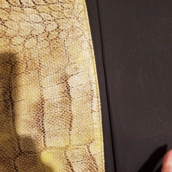 Set Of Two Classic Miche Shells - Picture 3 of 11